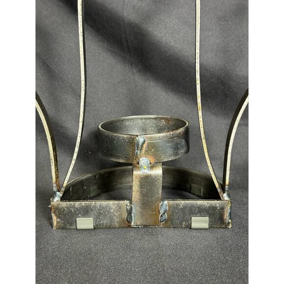 Welded Iron Angel Sculpture Candle Holder 12-1/2” Tall Very Good Condition - Picture 5 of 6